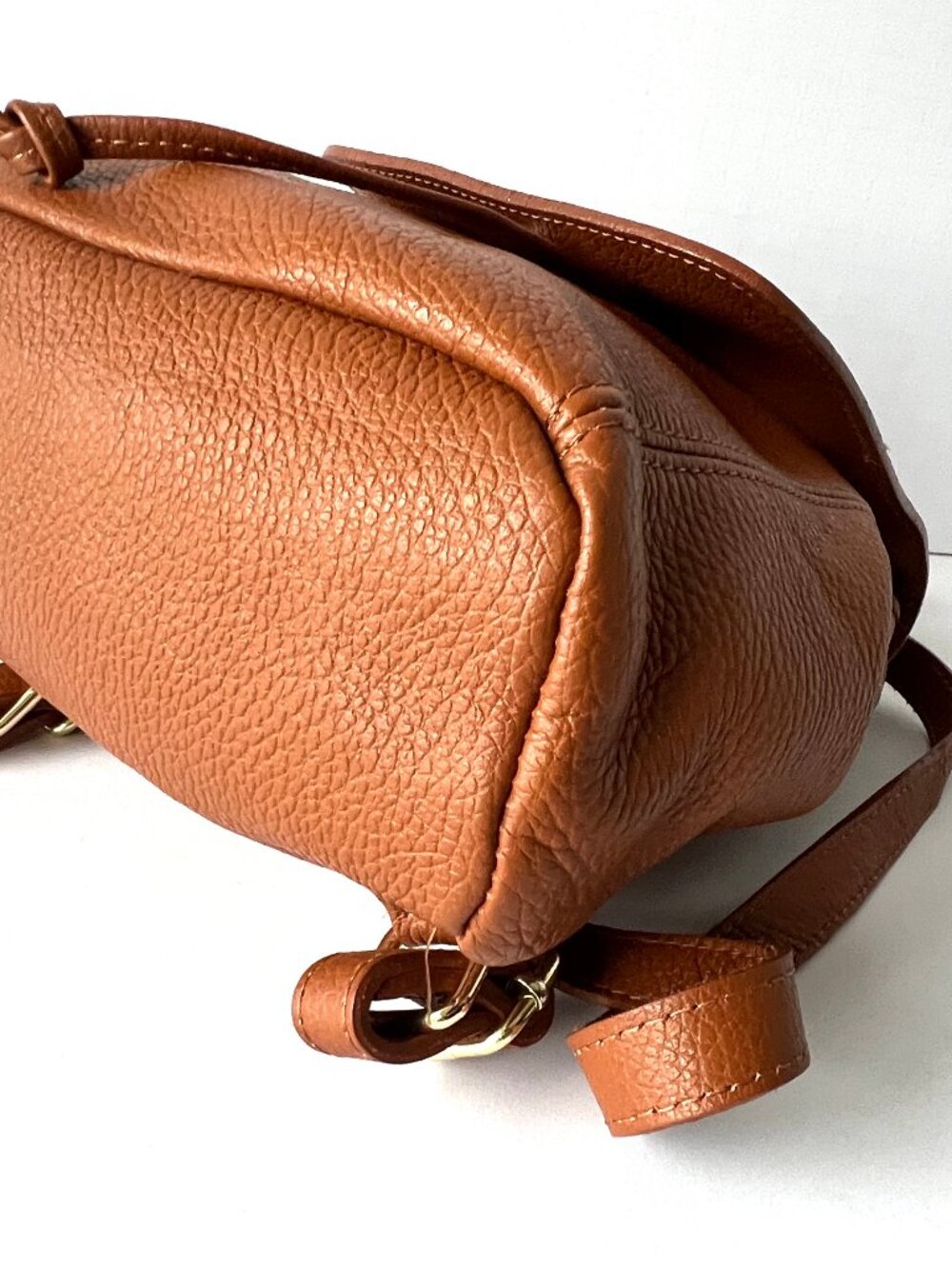Italian Backpack Style or Crossbody Bag, Brown Leather with Top Handle - Picture 9 of 16